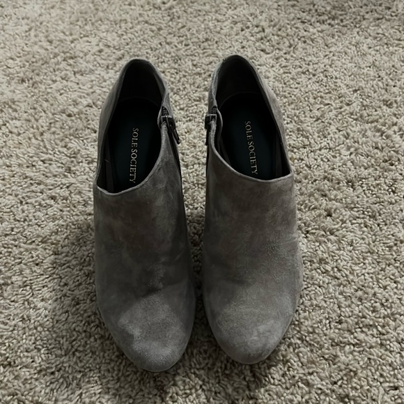 Sole Society size 8 - Picture 1 of 9